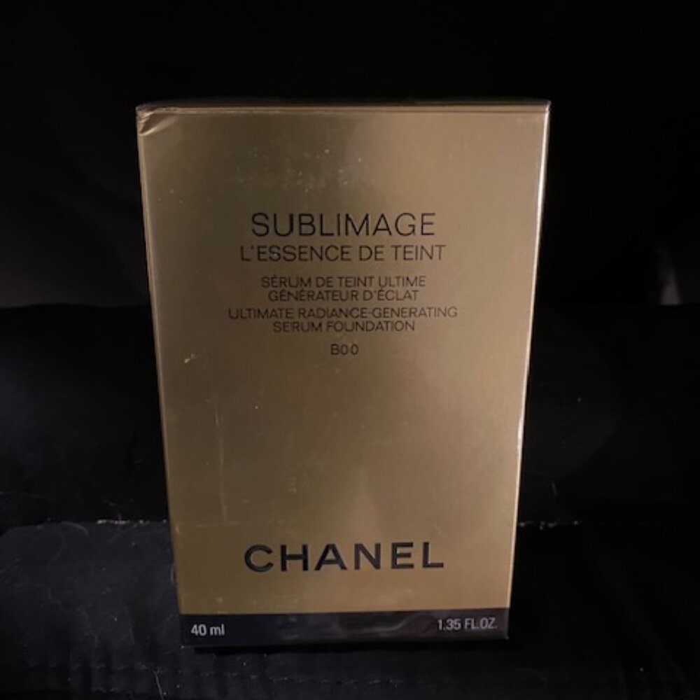 Chanel Sublimage L'Essence de teint- Serum Foundation in BD01